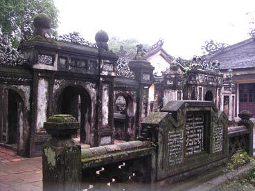 pagode tu Hiéu (Hué)