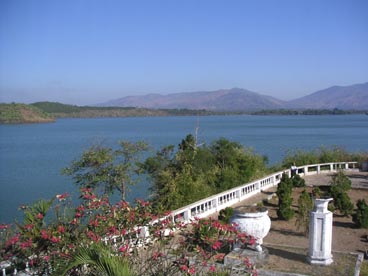lac artificiel, Pleiku (Gia Lai)