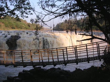 chutes de Gia Long (Krông Ana, Dak Lak)