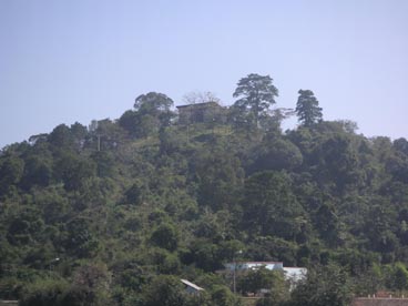 pavillon de chasse de Bao Dai, village M'Nông de Jun, lac Lak (Lak, Dak Lak)