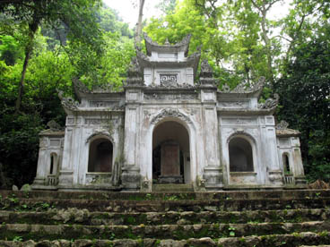 pavillon de la stèle Thien Tru, pagode des Parfums (Hông Linh, Nghi Xuân/Can Lôc, Hà Tinh)