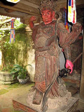 Vaishravana (roi-gardien du Nord), Lokapâlas (rois-gardiens), pagode de l’Ouest ou du pays de la félicité parfaite de Bouddha (Thach Xa, Thach Thât, Hà Tây)