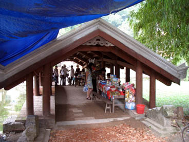 pont Nguyêt Tiên, pagode du maître (Hoàng Xa, Phuong Cach, Quôc Oai, Hà Tây)