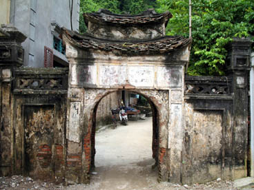 porte de la Montagne, pagode du maître (Hoàng Xa, Phuong Cach, Quôc Oai, Hà Tây)