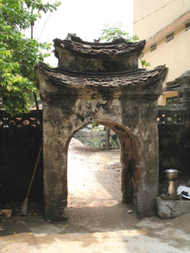 porte de la Montagne, pagode du maître (Hoàng Xa, Phuong Cach, Quôc Oai, Hà Tây)