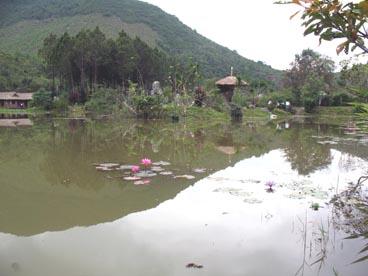 pagode Huyèn Không Son Thuong ( Huong Hô, Huong Trà, Thùa Thiên-Hué) pagode Huyèn Không Son Thuong ( Huong Hô, Huong Trà, Thùa Thiên-Hué)