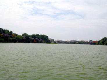 lac de l'épée restituée ou de l'épée (arrondissement de Hoan Kiem, Hanoi)