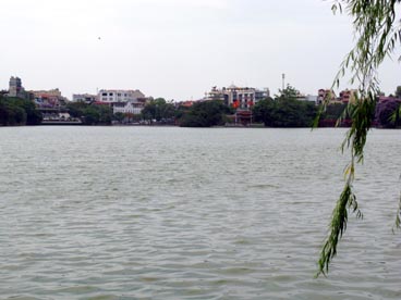 lac de l'épée restituée ou de l'épée (arrondissement de Hoan Kiem, Hanoi)