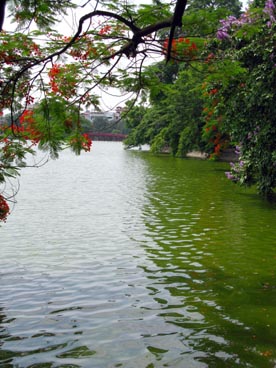 lac de l'épée restituée ou de l'épée (arrondissement de Hoan Kiem, Hanoi)