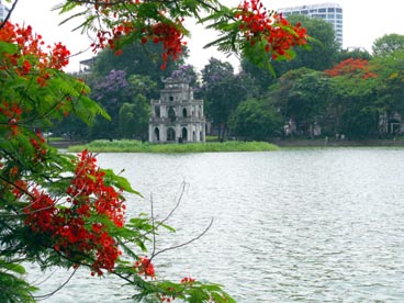 tour de la tortue, lac de l'épée restituée ou de l'épée (arrondissement de Hoan Kiem, Hanoi)