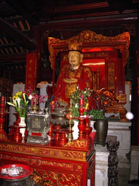 Confucius (551-479), salle Dai Thanh, temple de la littérature (rue Quoc Tu Giam, quartier Van Mieu, arrondissement de Dong Da, Hanoi)