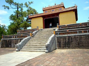 pavillon de la stèle, tombeau de Minh Mang (1791-1820-1841)(Hué)