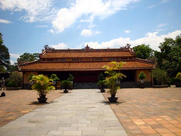 palais de la Grâce Immense, tombeau de Minh Mang (1791-1820-1841)(Hué)