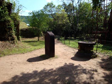 groupes E et F, sanctuaire de My Son (Duy Phu, Duy Xuyên, Quang Nam)