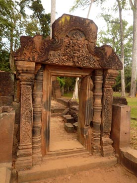 Banteay Srei (la citadelle des femmes), seconde moitié du XII° siècle, culte brahmanique, site d'Angkor (Siem Reap, Cambodge)