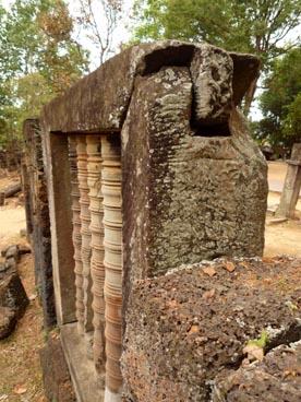 Preah Ko, fin du IX° siècle, culte brahmanique, site de Roluos (Siem Reap, Cambodge)