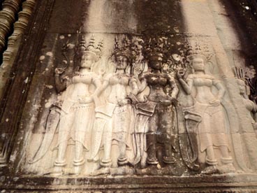 devatas, Angkor Wat, première moitié du XII° siècle, culte brahmanique, site d'Angkor (Siem Reap, Cambodge)