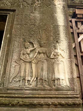 devatas, Angkor Wat, première moitié du XII° siècle, culte brahmanique, site d'Angkor (Siem Reap, Cambodge)