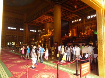 temple d'or, Dai Nam Quoc Tu (Lac Canh Dai Nam Van Hien, Phuong Hiep An, Thu Dau Mot, Binh Duong)