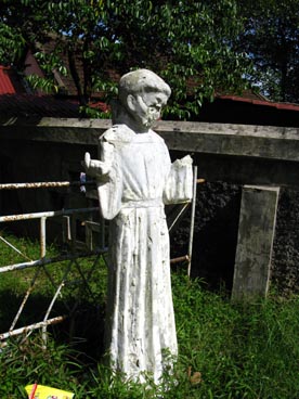 saint François d'Assise (1181/2-1226) ou saint Antoine de Padoue (1195-1231), église Phu Cam (quartier Phuoc Vinh, Hué, Thua Thien-Hué)