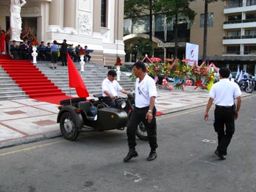 théâtre municipal (7 place Lam Son, quartier Ben Nghe, 1er arrondissement, Ho Chi Minh ville) théâtre municipal (7 place Lam Son, quartier Ben Nghe, 1er arrondissement, Ho Chi Minh ville)