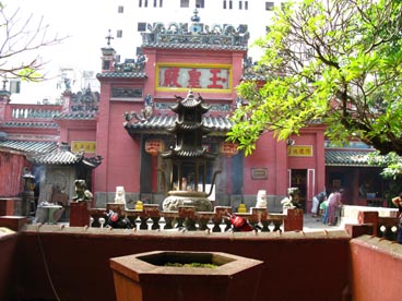 temple de l’Empereur de Jade (73 rue Mai Thi Lư, quartier de Da Kao, 1er arrondissement, Ho Chi Minh ville)