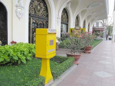 hôtel Majestic (1 rue Dong Khoi (ancienne rue Catinat), quartier Ben Nghe, 1er arrondissement, Ho Chi Minh ville)
